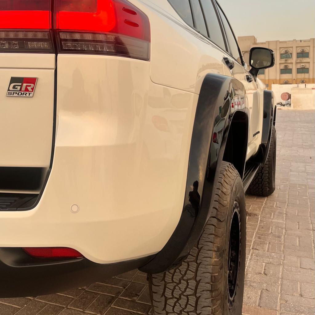 Land cruiser LC300 | Land Cruiser GR Fender Flares Kit