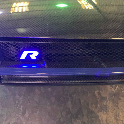 Golf R 'old logo' illuminated Badge
