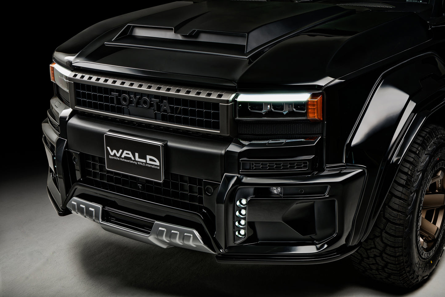 Land Cruiser Prado WALD Body Kit (2024-Present)