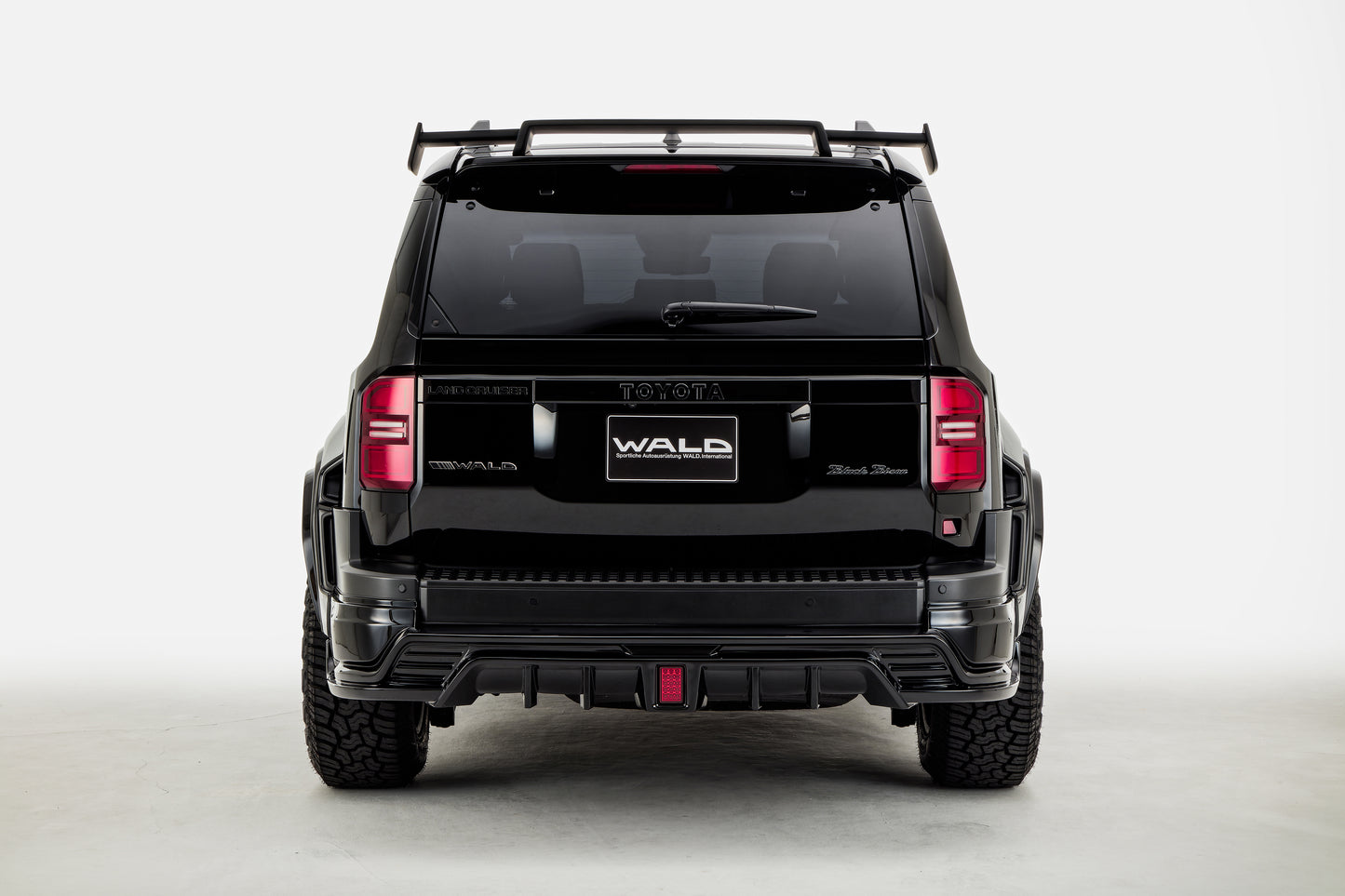 Land Cruiser Prado WALD Body Kit (2024-Present)