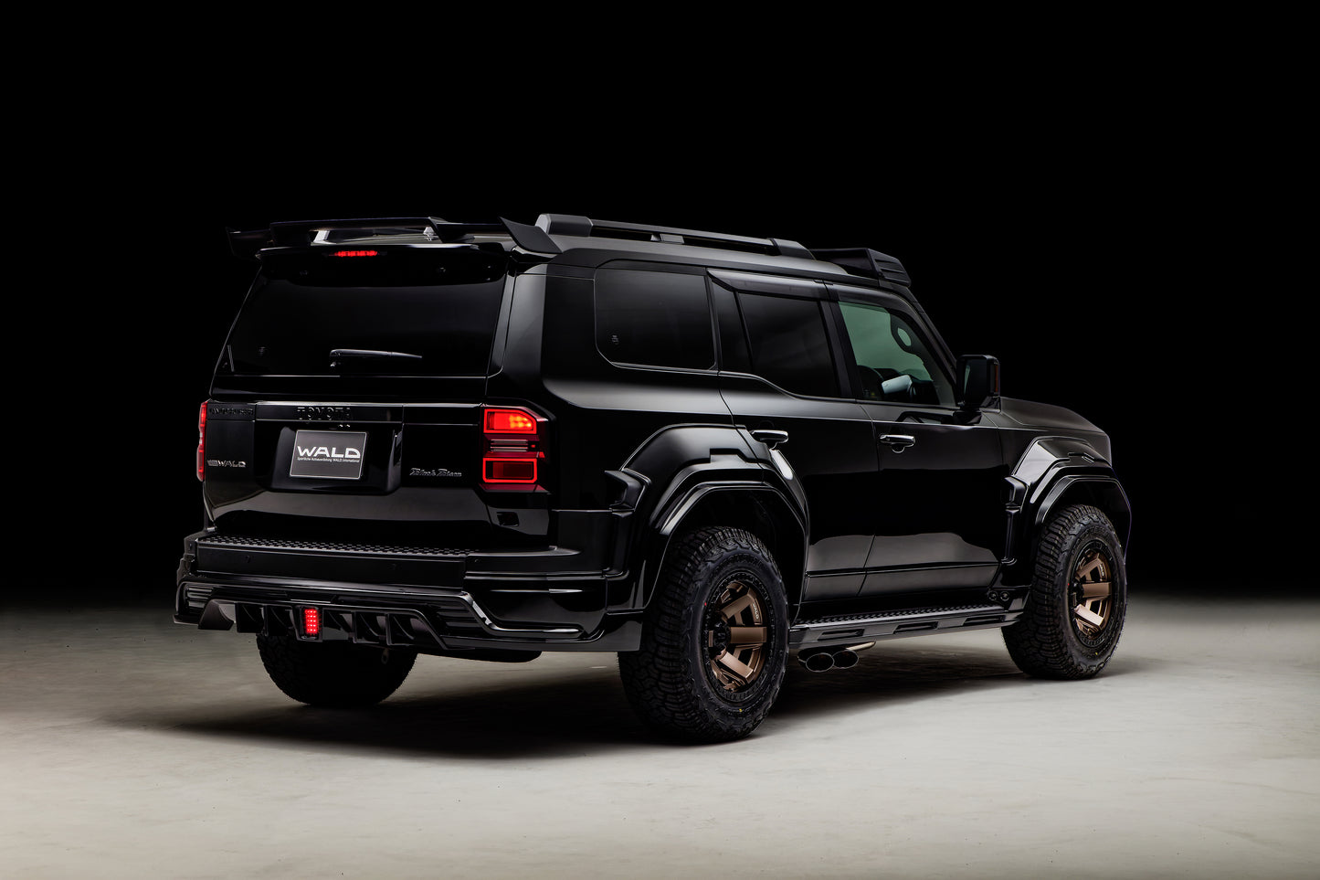 Land Cruiser Prado WALD Body Kit (2024-Present)