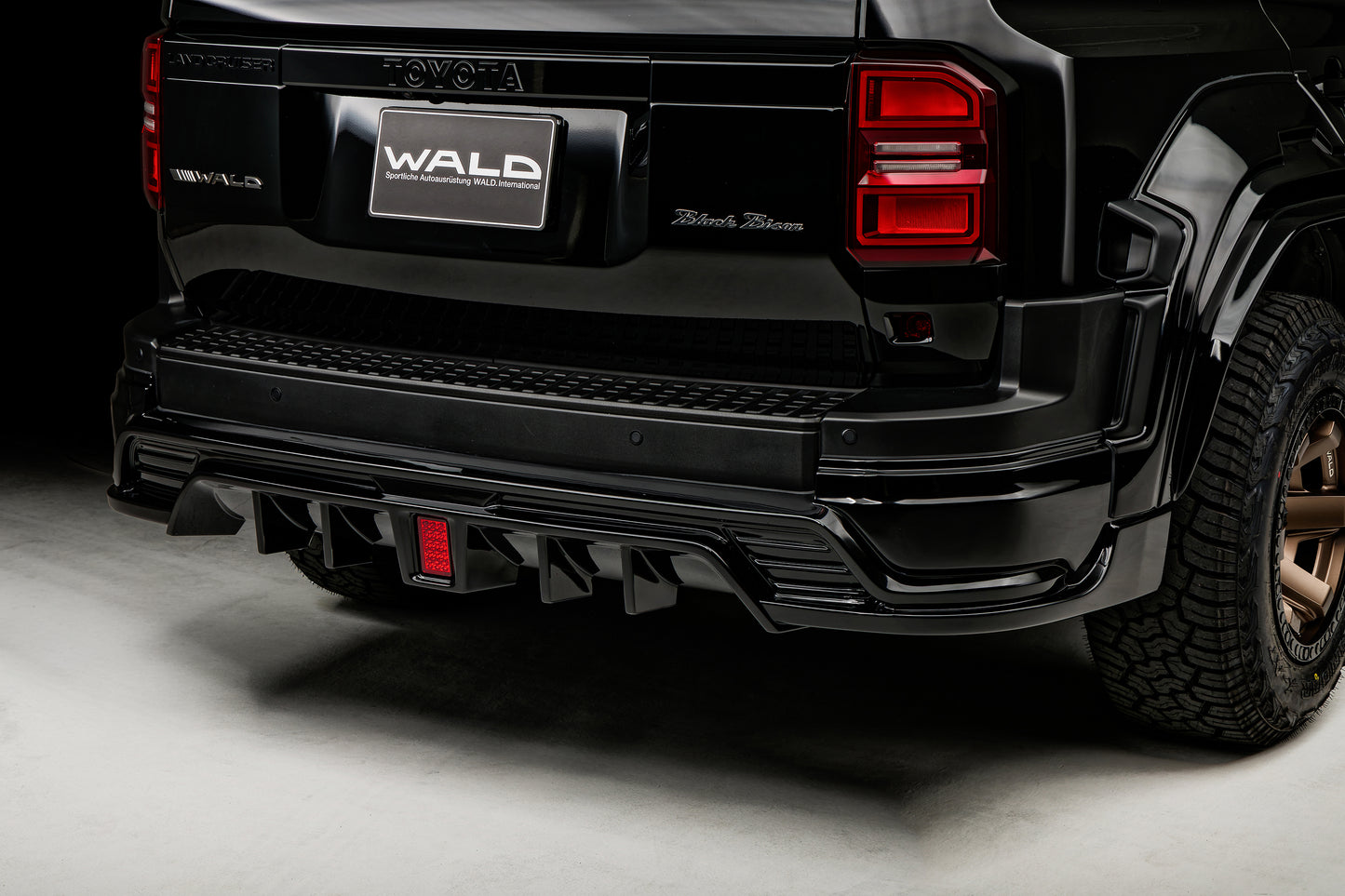 Land Cruiser Prado WALD Body Kit (2024-Present)